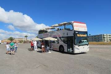 La vacuguagua en la explanada de Melenara/TA.